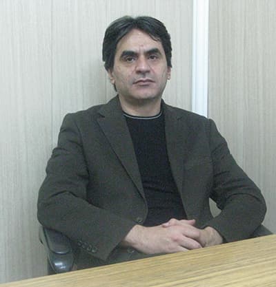 دکتر فرهاد محولاتی شمس آبادی